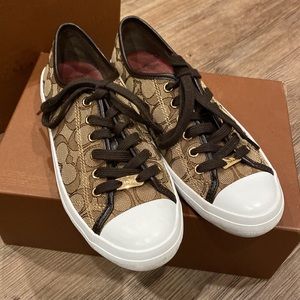 Coach logo chestnut sneakers